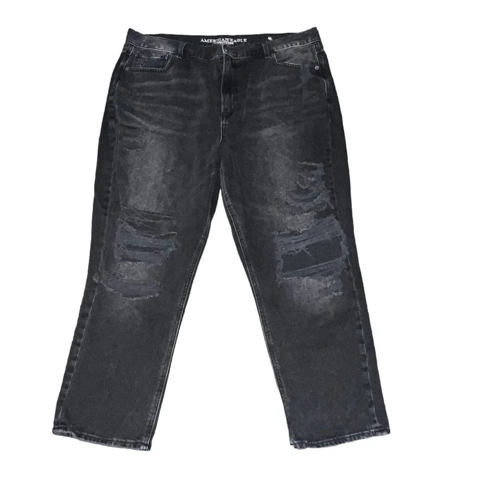 American Eagle Women’s Black High Rise Distressed Mom‎ Jeans Size 20 Short